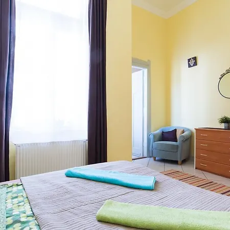 Albergue Downtown Oasis